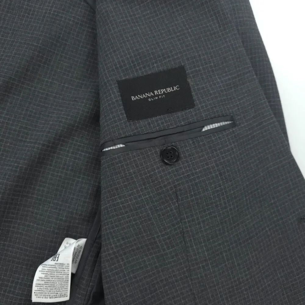 Banana Republic taking offers